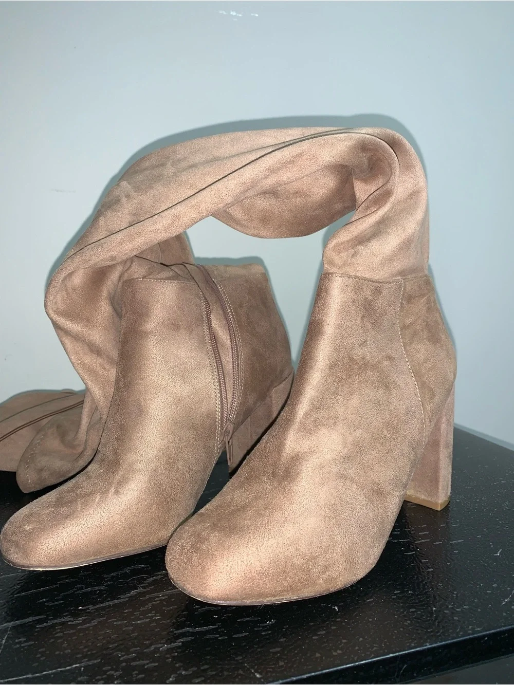 👢Over the knee Tan/Caramel Suede Boots by Chinese Laundry